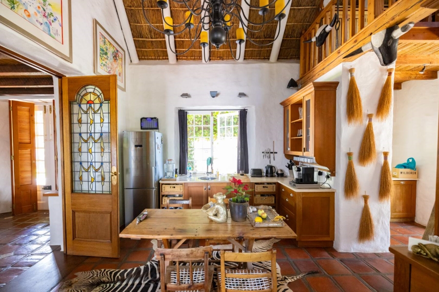 6 Bedroom Property for Sale in Klein Parys Western Cape